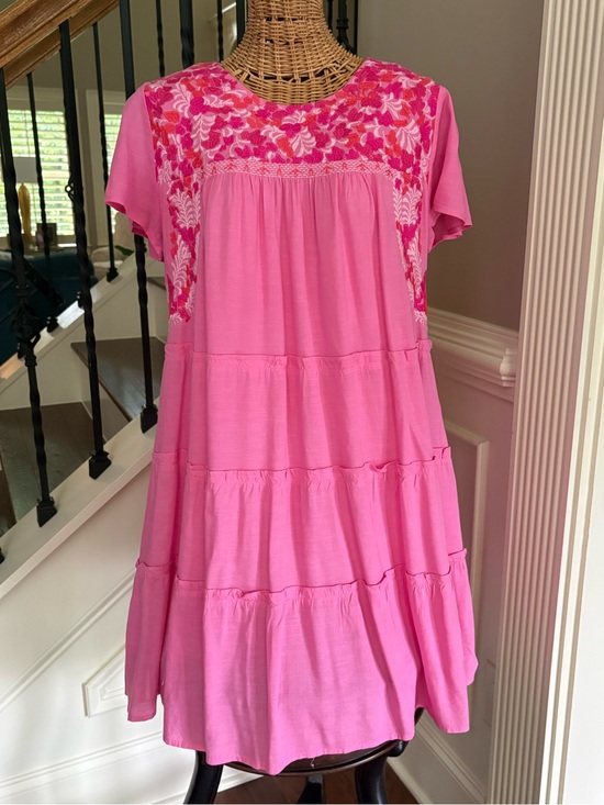 J.Marie Dresses & Skirts - J. Marie Pink Tiered Embroidered Short Sleeve Dress